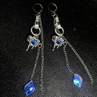 Earrings with holographic pendant